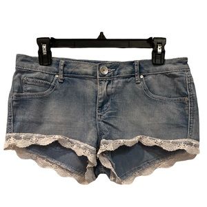 Almost Famous - Light Wash Lace Trimmed Bootie Micro Denim Jean Shorts - Size 9